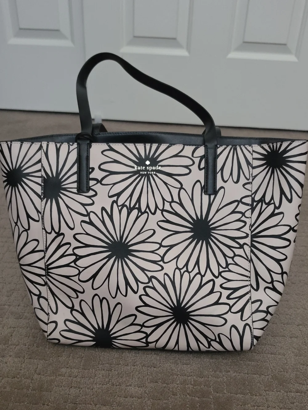 kate spade Black and White Daisy-Print Tote